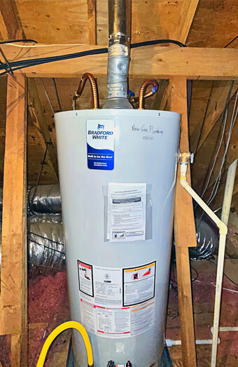 https://girrawheenhotwater.com.au/uploads/2025/06/electric-hot-water-system-90253.jpg