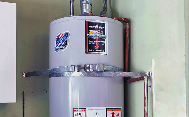https://girrawheenhotwater.com.au/uploads/2025/06/gas-hot-water-system-30845.jpg