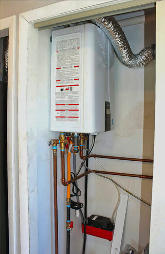 https://girrawheenhotwater.com.au/uploads/2025/06/instant-hot-water-systems-43926.jpg