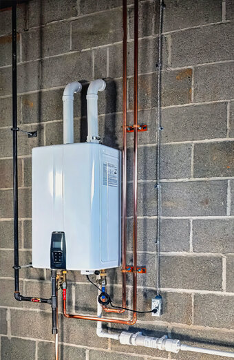 https://girrawheenhotwater.com.au/uploads/2025/06/instant-hot-water-systems-83505.jpg