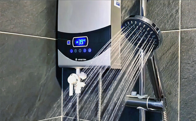 https://girrawheenhotwater.com.au/uploads/2025/06/thermostatic-water-systems-29331.jpg