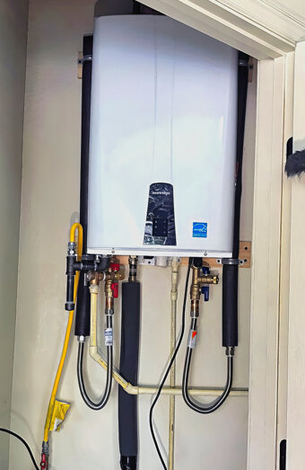 https://girrawheenhotwater.com.au/uploads/2025/06/thermostatic-water-systems-87780.jpg